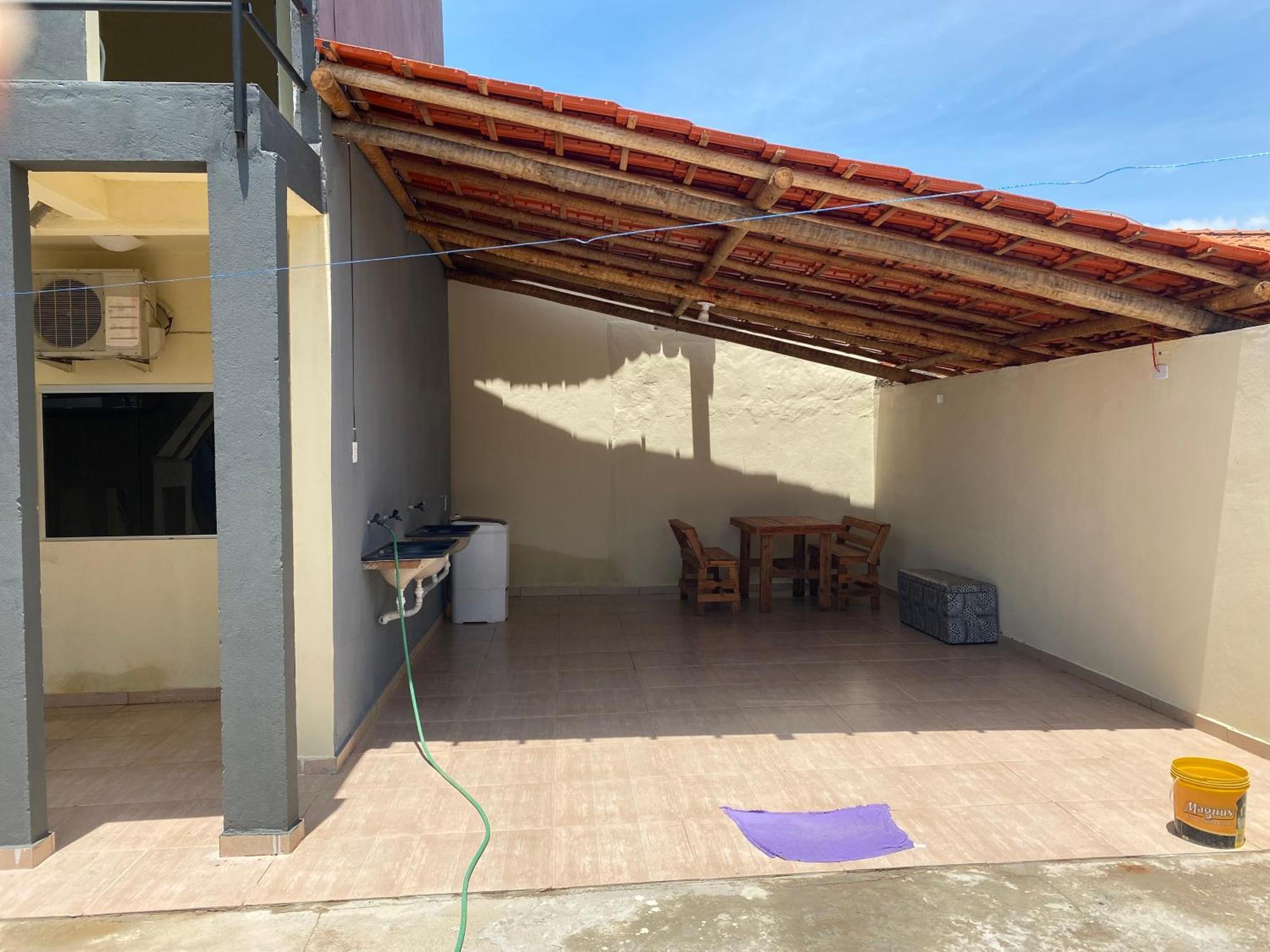 Flats Com Ar Condicionado, Garagem E Internet *